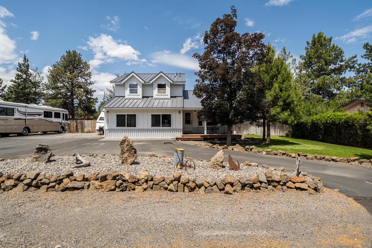 Photo of 61585 East Lake 2 of 56
