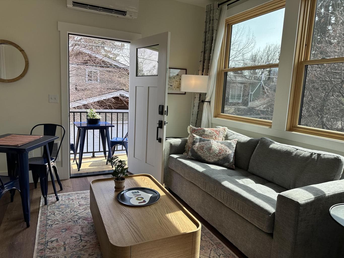 Photo of 852 NW Columbia Street 30 of 46