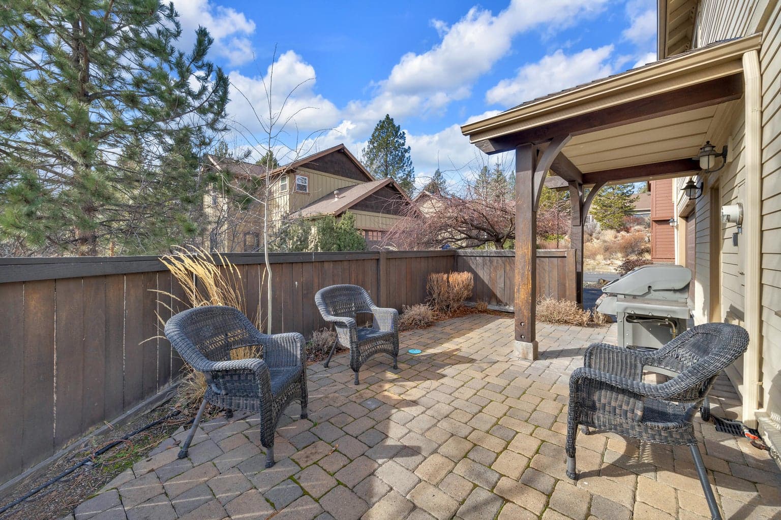 Side paver Patio with BBQ