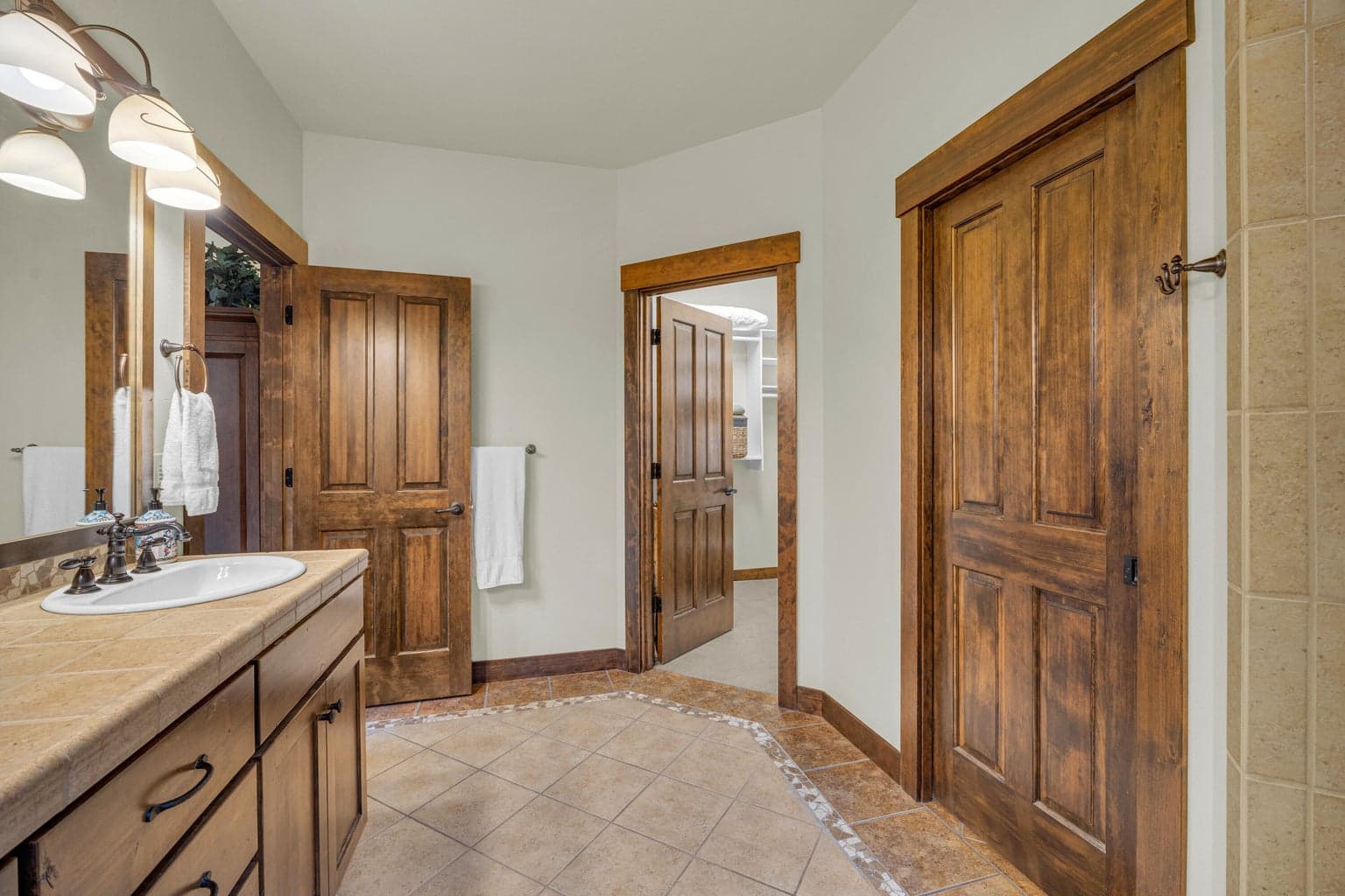 Main Level Primary Bath