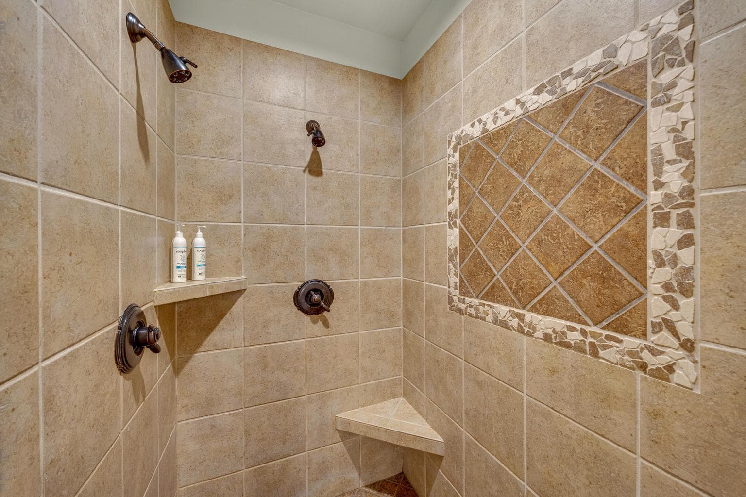 Main Level Primary walk-in shower.