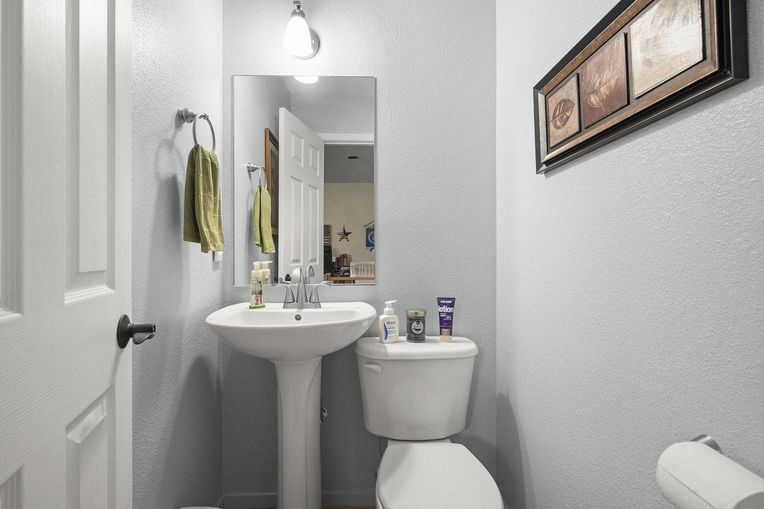 Photo of 438 NW 19th Street 20 of 29