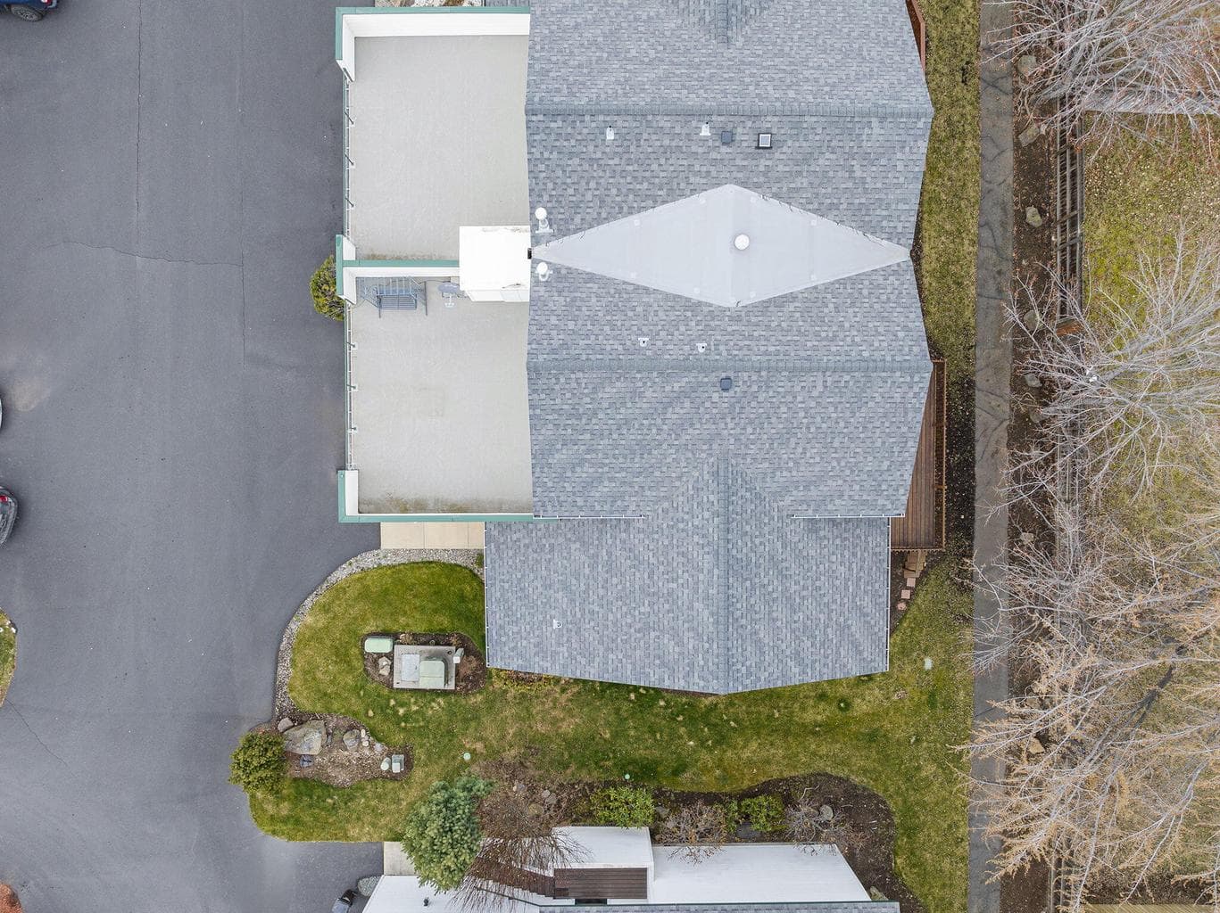 Photo of 438 NW 19th Street 26 of 29
