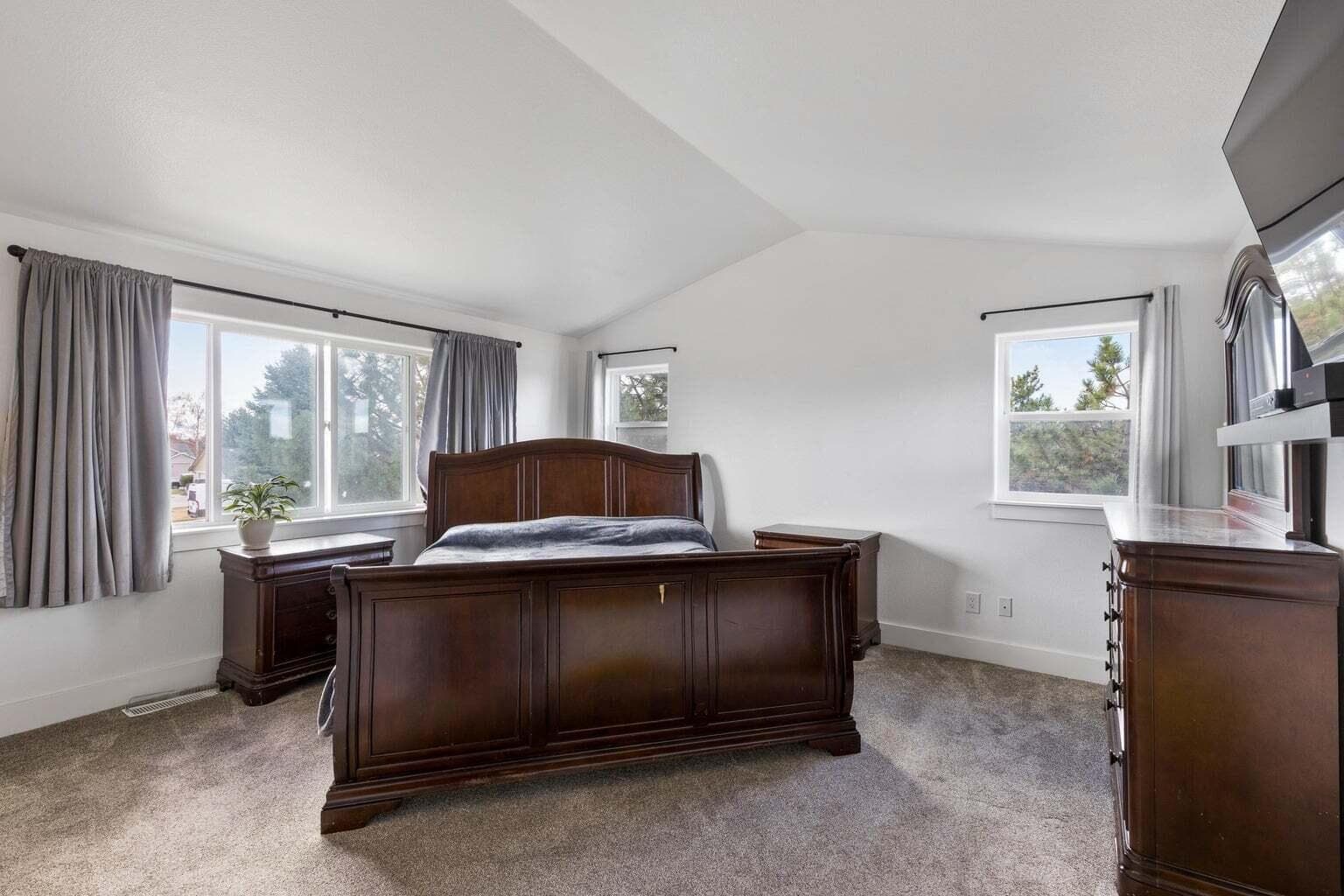 Photo of 2146 NW 22nd Street 14 of 23
