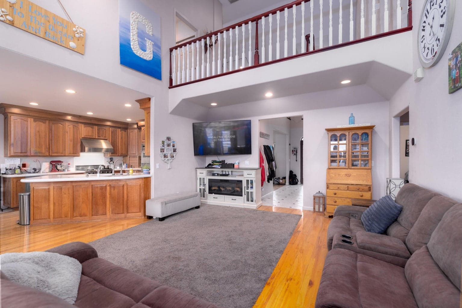 Photo of 8131 Markgraf 2 of 43