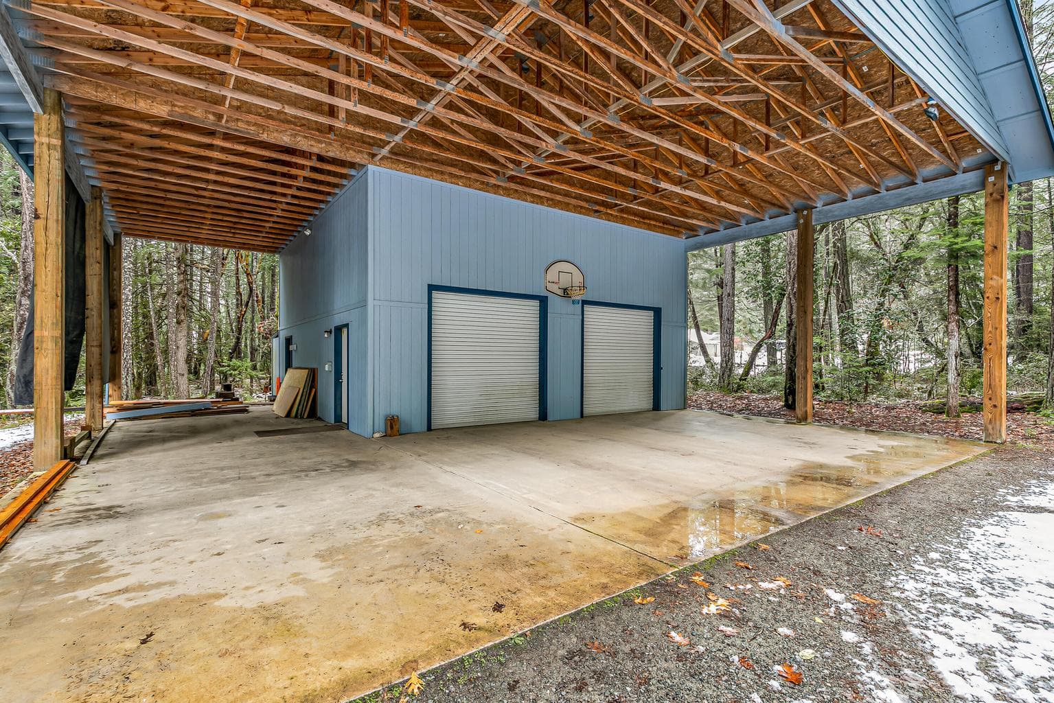 Photo of 260 McMullen Creek 4 of 85