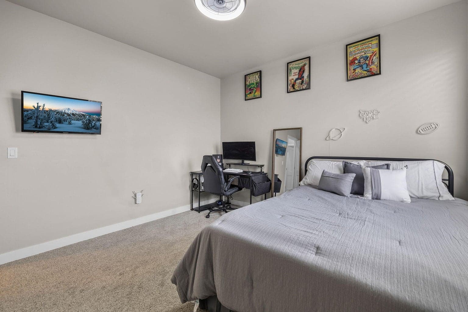 Photo of 2370 SW Helmholtz Way 16 of 31