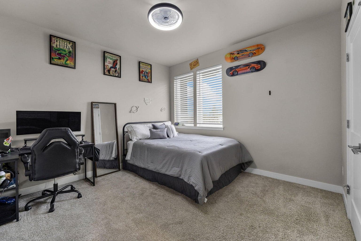 Photo of 2370 SW Helmholtz Way 15 of 31