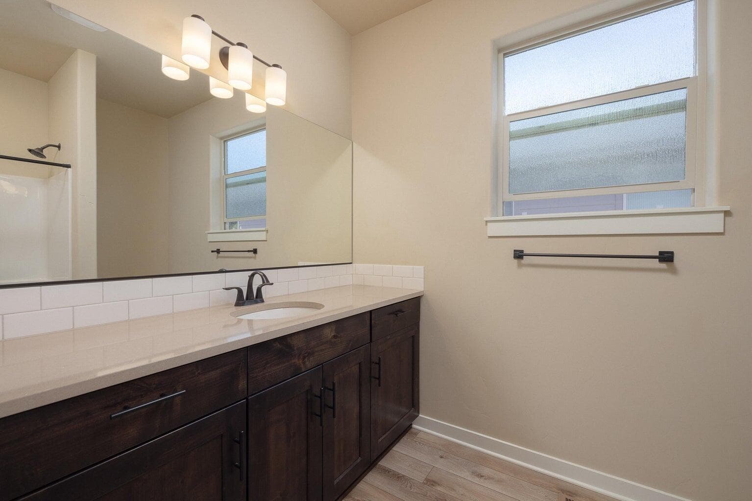 secondary bath