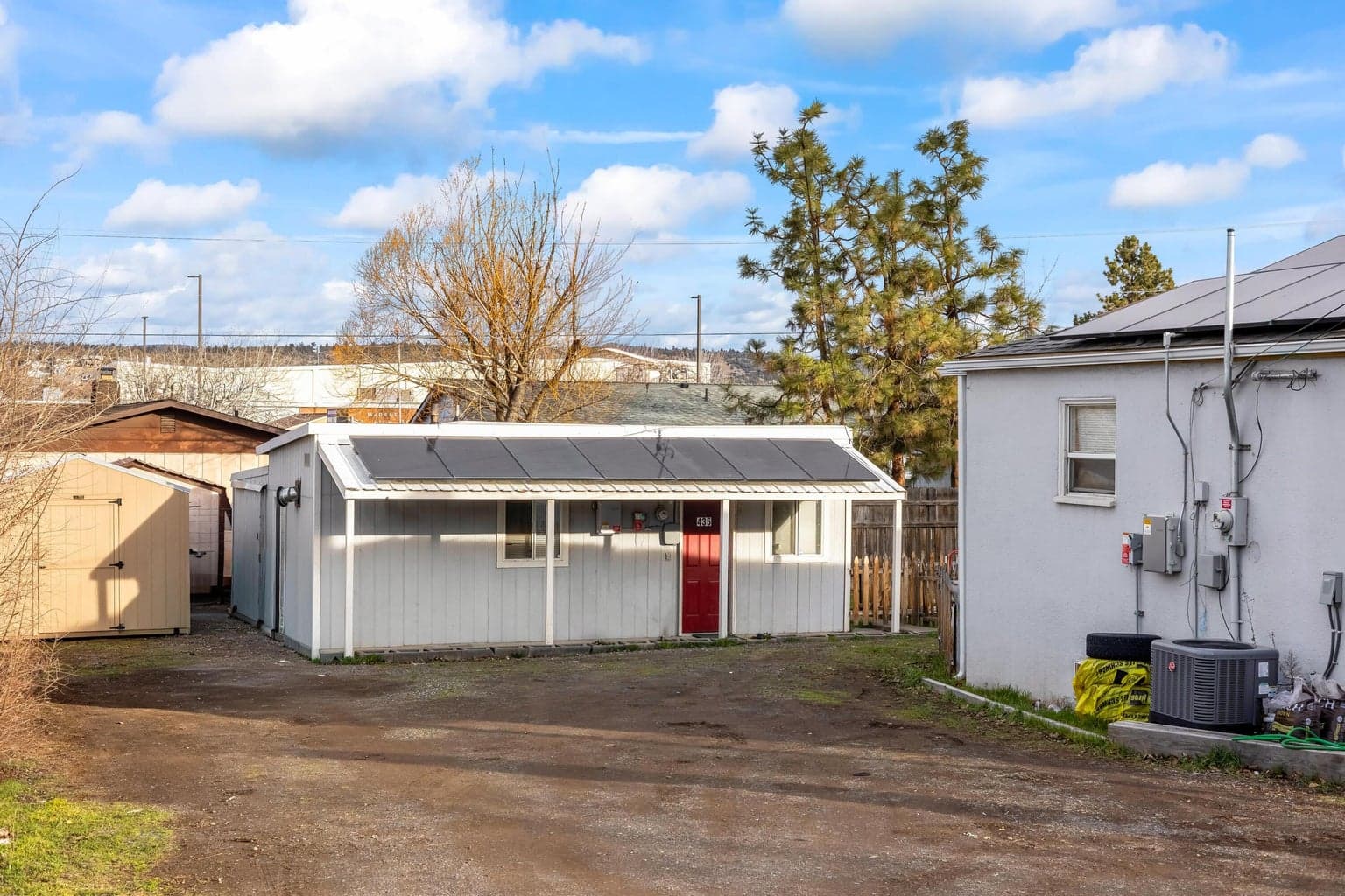 Photo of 433 9th 2 of 27