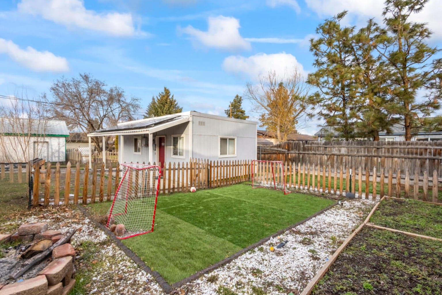 Photo of 433 9th 5 of 27