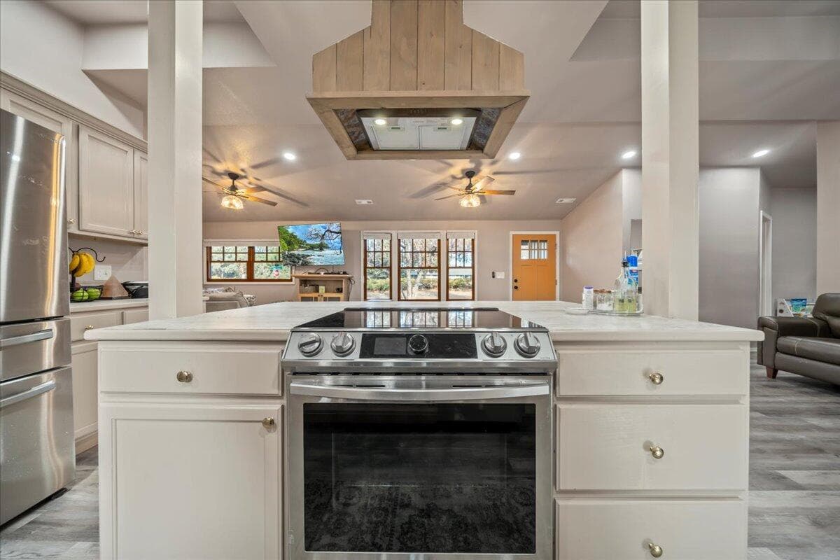 Photo of 20809 SE Westview Drive 11 of 49