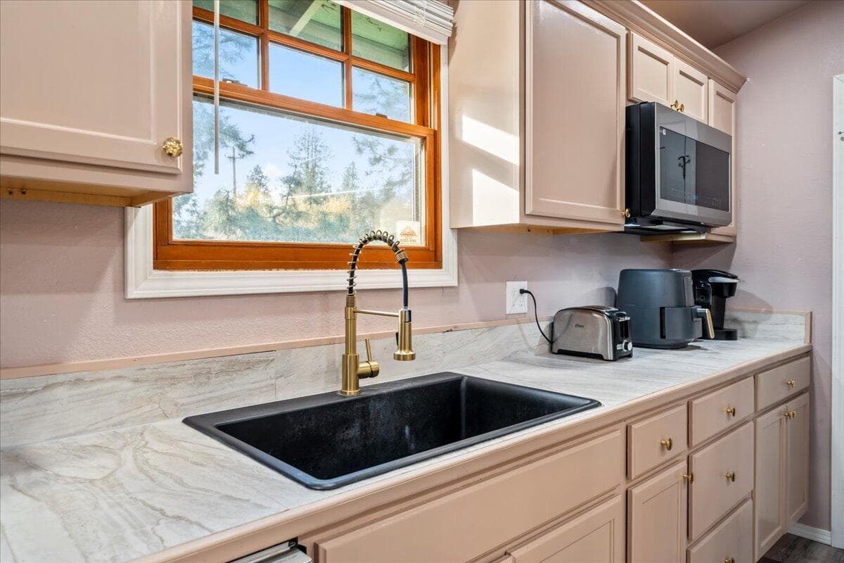 Photo of 20809 SE Westview Drive 13 of 49