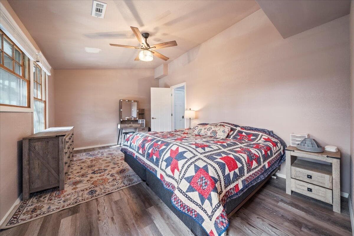 Photo of 20809 SE Westview Drive 17 of 49