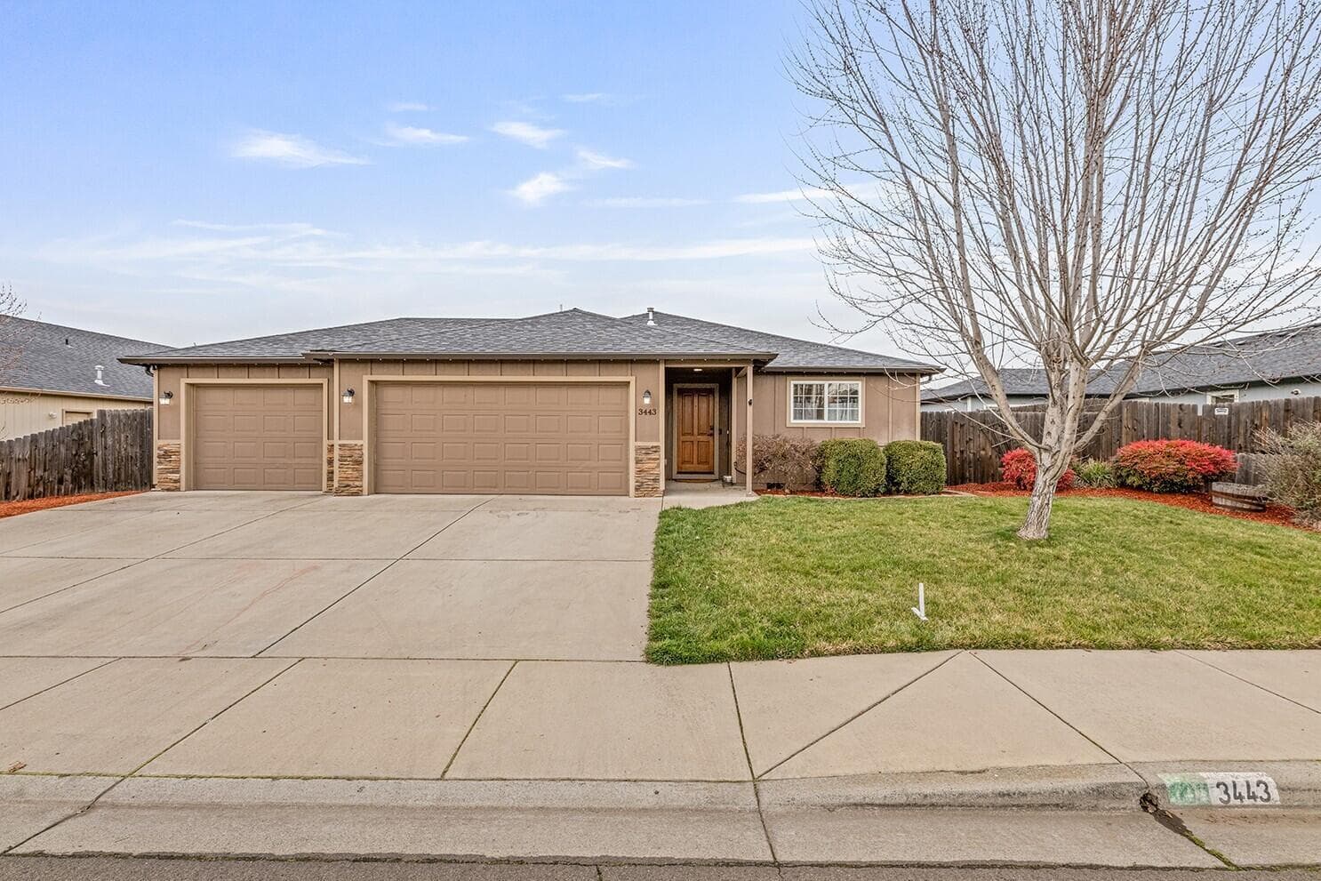 3443 Agate Meadows, White City, 97503