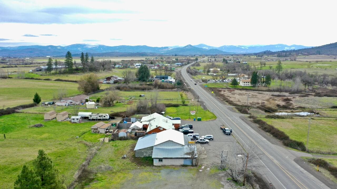 Photo of 14780 Hwy 62 4 of 4