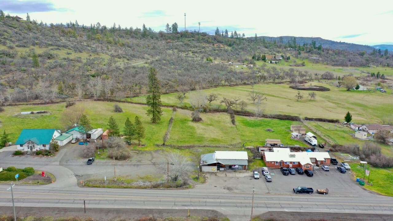 Photo of 14780 Hwy 62 3 of 4