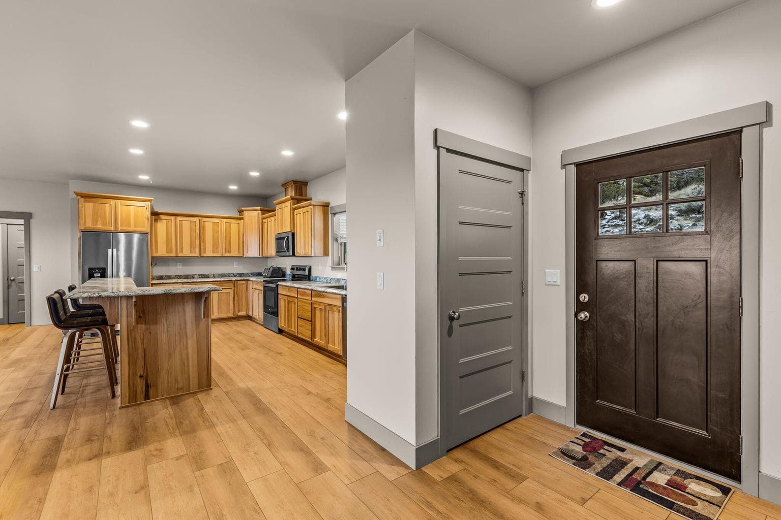 Photo of 5518 Cedar 3 of 44