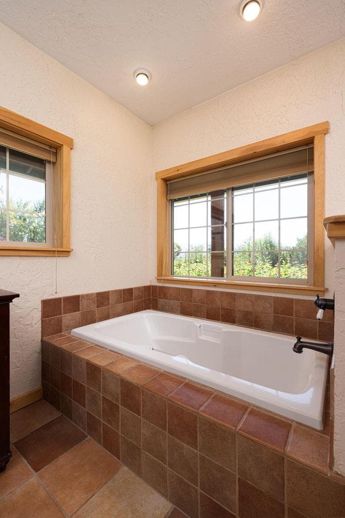 Primary bath soaking tub