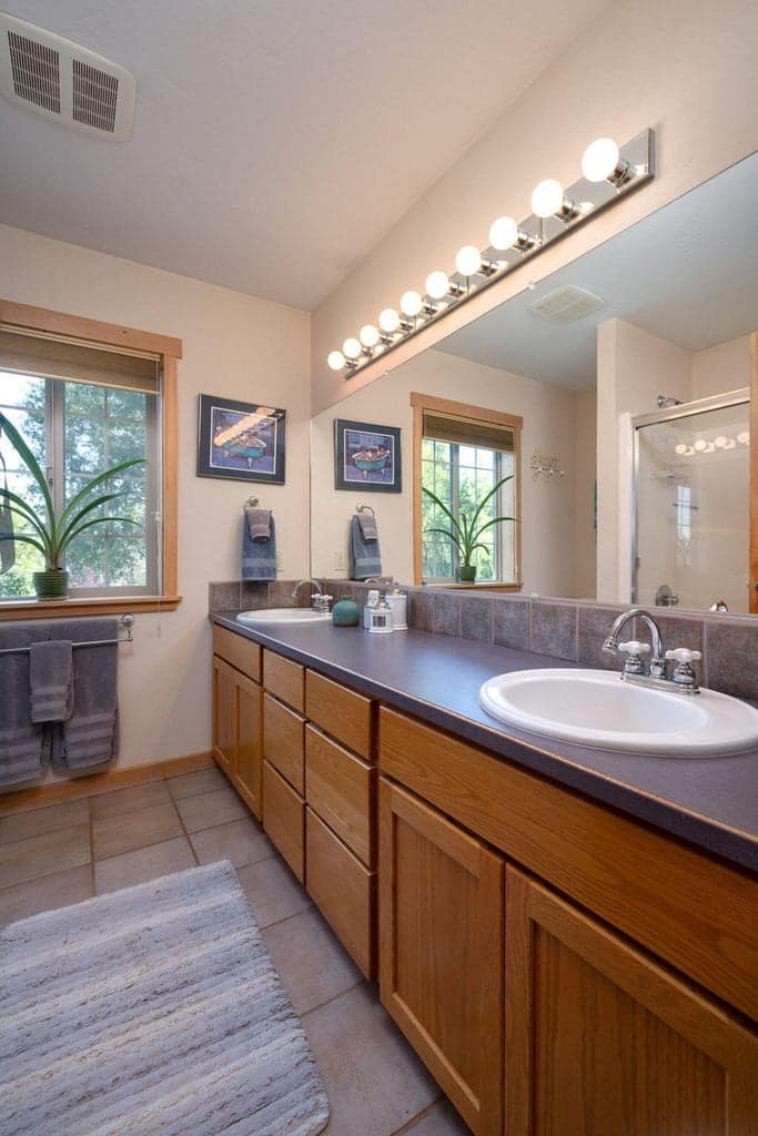 Photo of 11311 SW Fleming Road 32 of 58