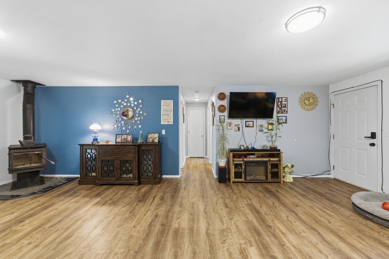 Photo of 1406 Circle Bar Drive 11 of 54