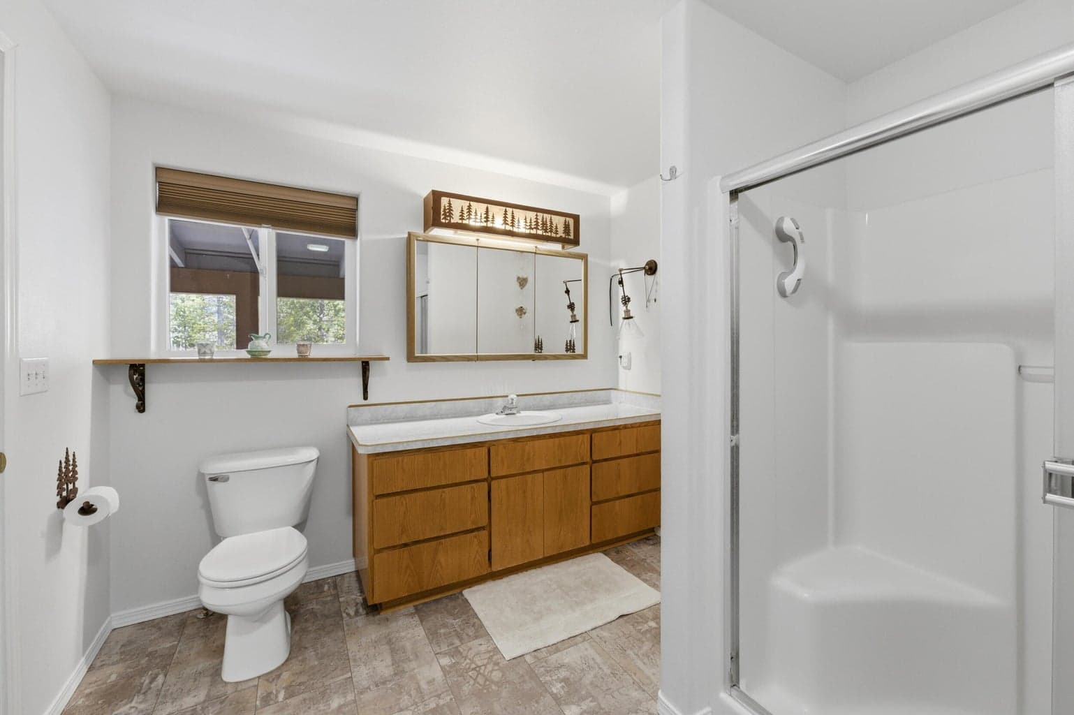 Photo of 1406 Circle Bar Drive 24 of 54