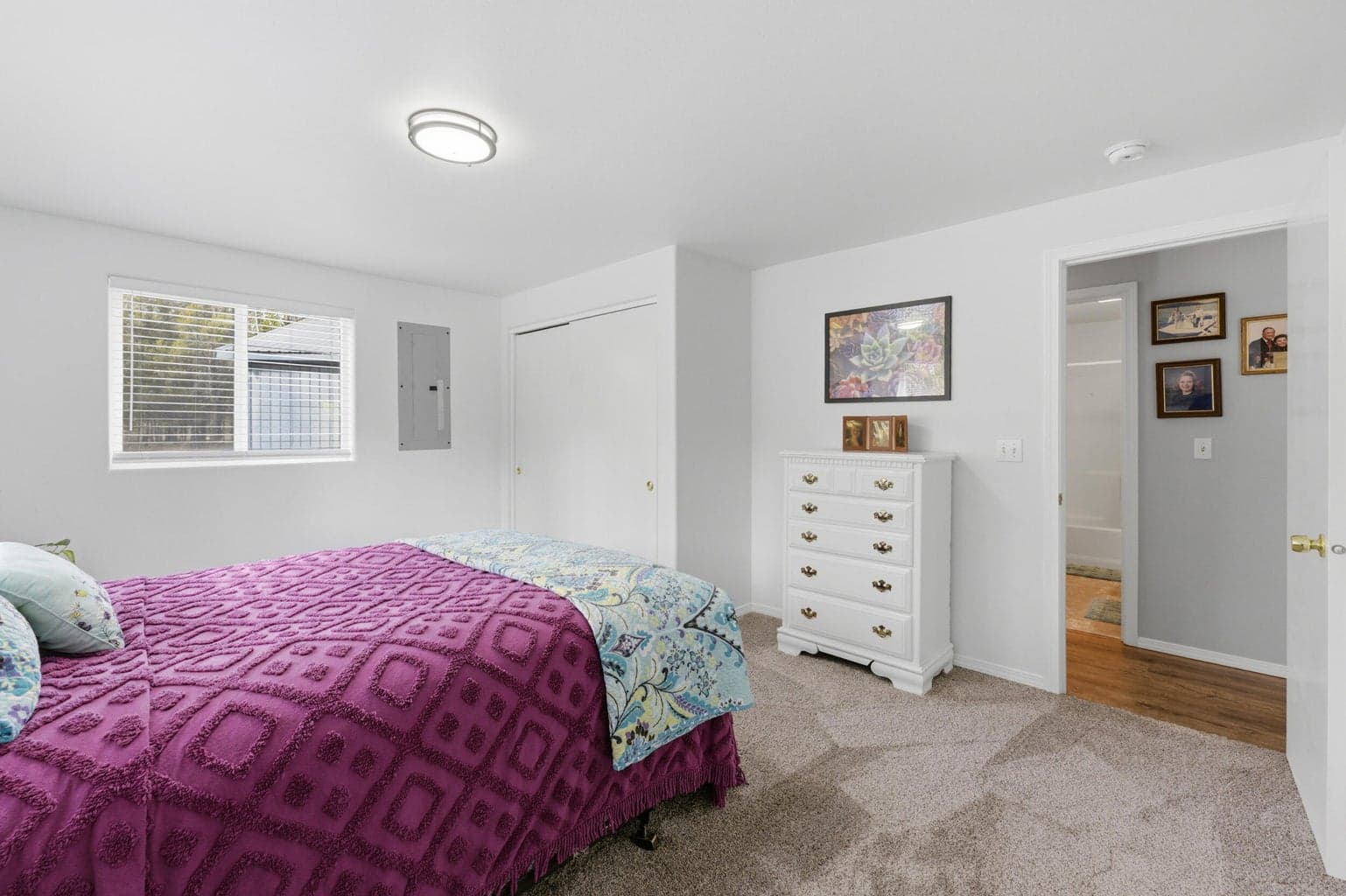 Photo of 1406 Circle Bar Drive 26 of 54