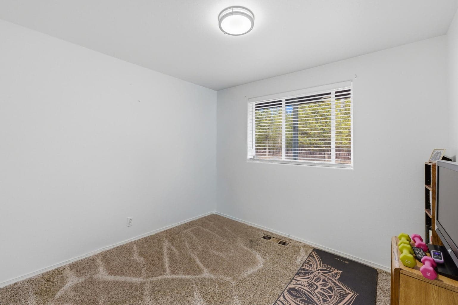 Photo of 1406 Circle Bar Drive 28 of 54