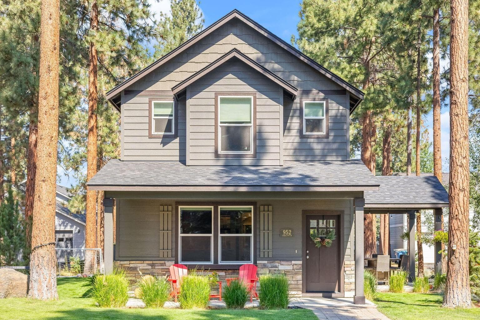 Photo of 952 Timber Pine 1 of 58