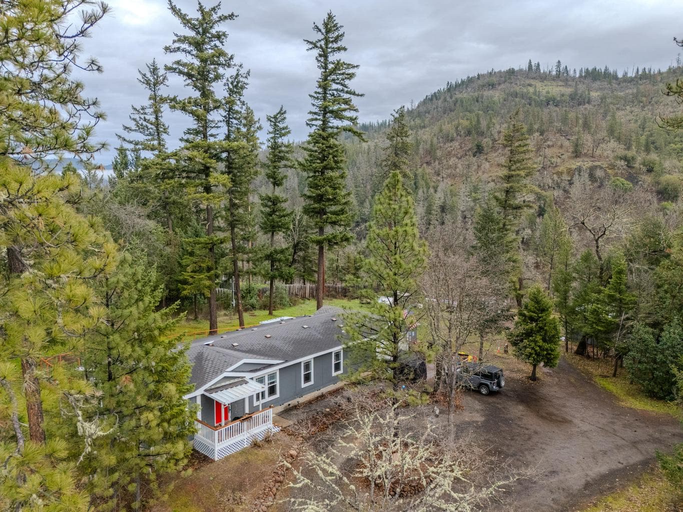 Photo of 71 Cora 4 of 44