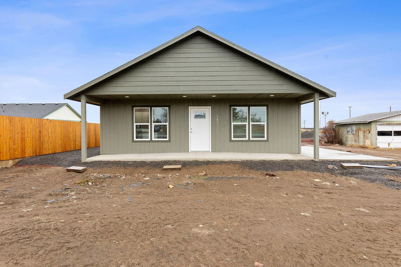Photo of 147 Jefferson 4 of 23