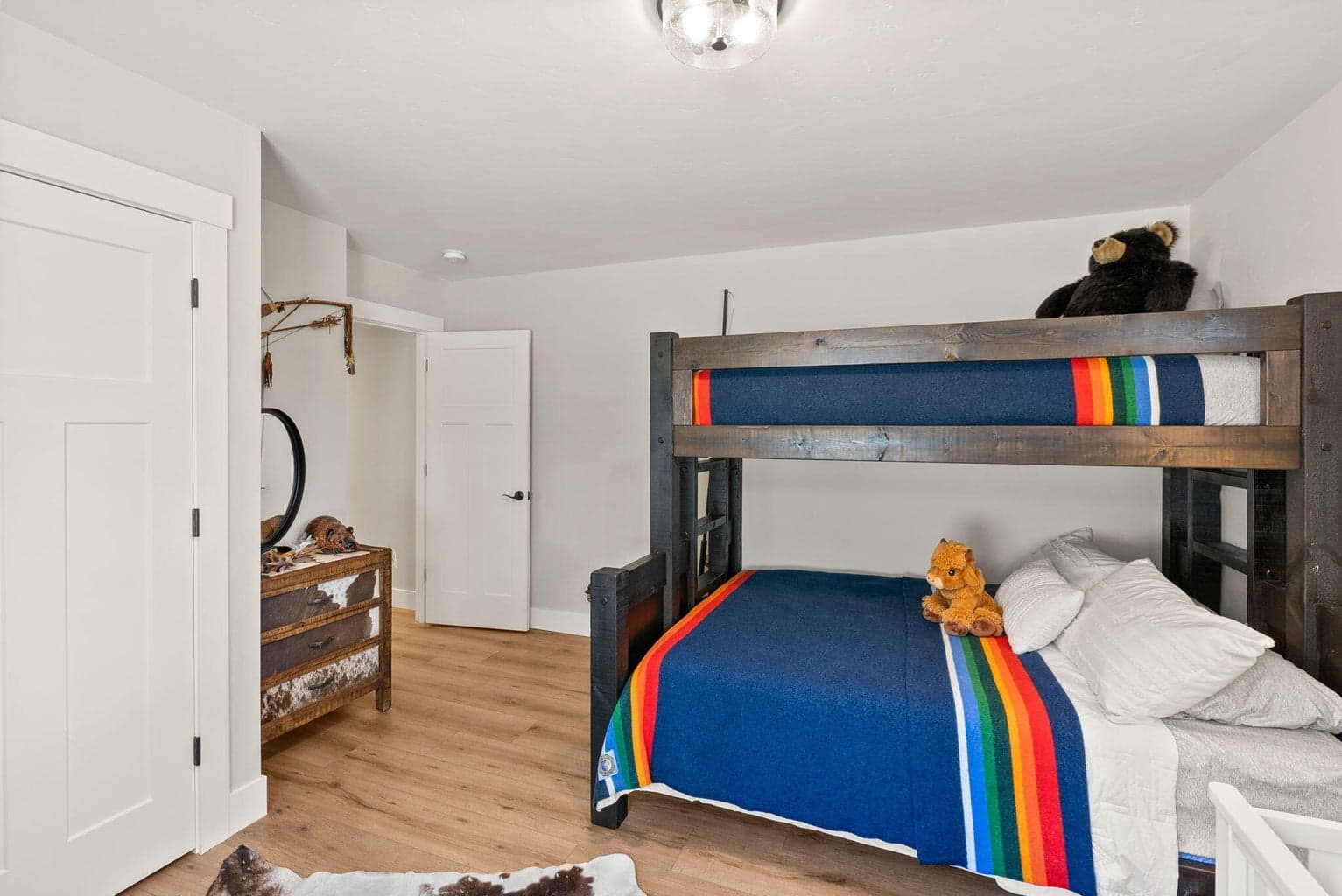 Photo of 347 E Jefferson Avenue 35 of 74