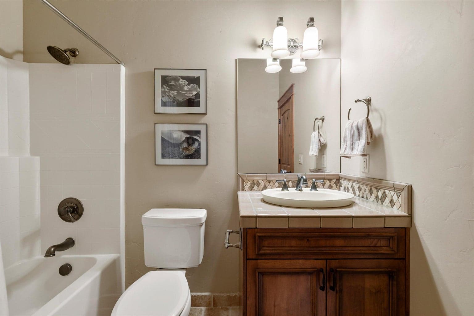 Full bath on lower level