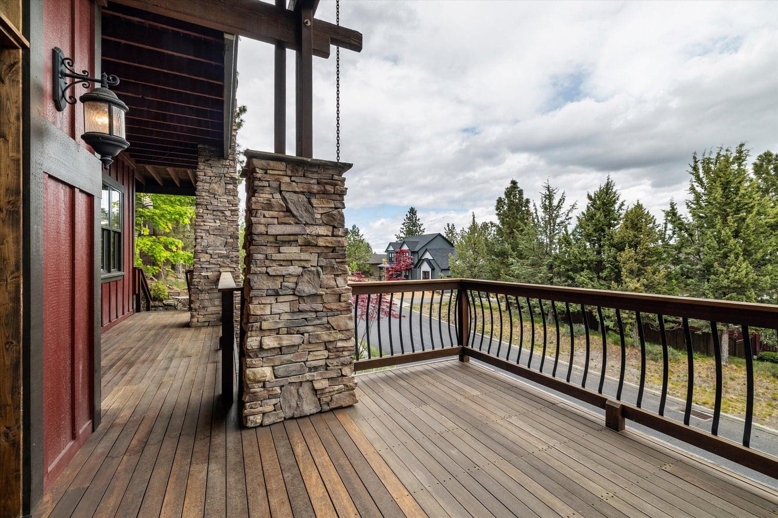 Photo of 1255 NW Constellation Drive 35 of 54