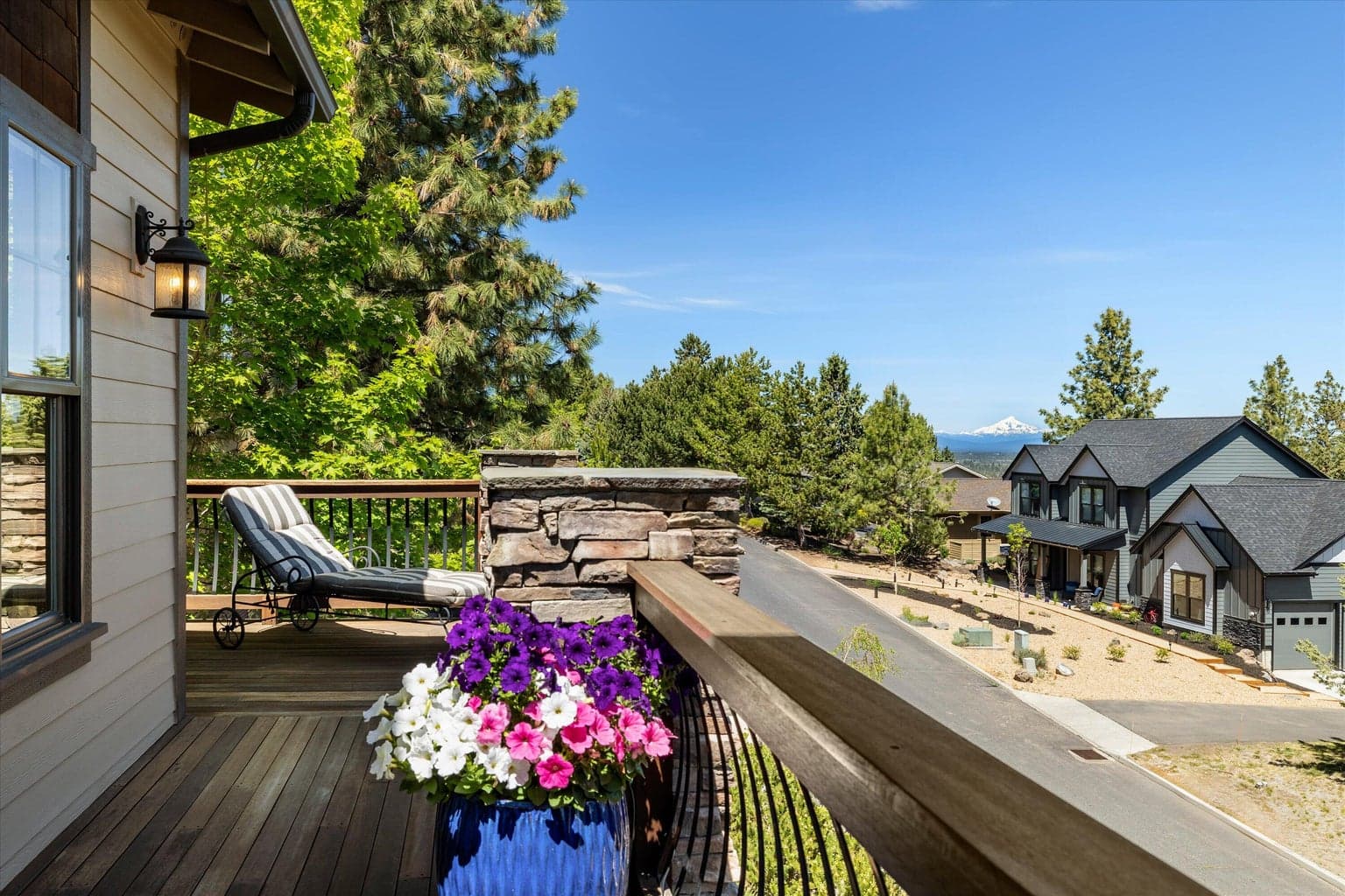 Photo of 1255 NW Constellation Drive 45 of 54