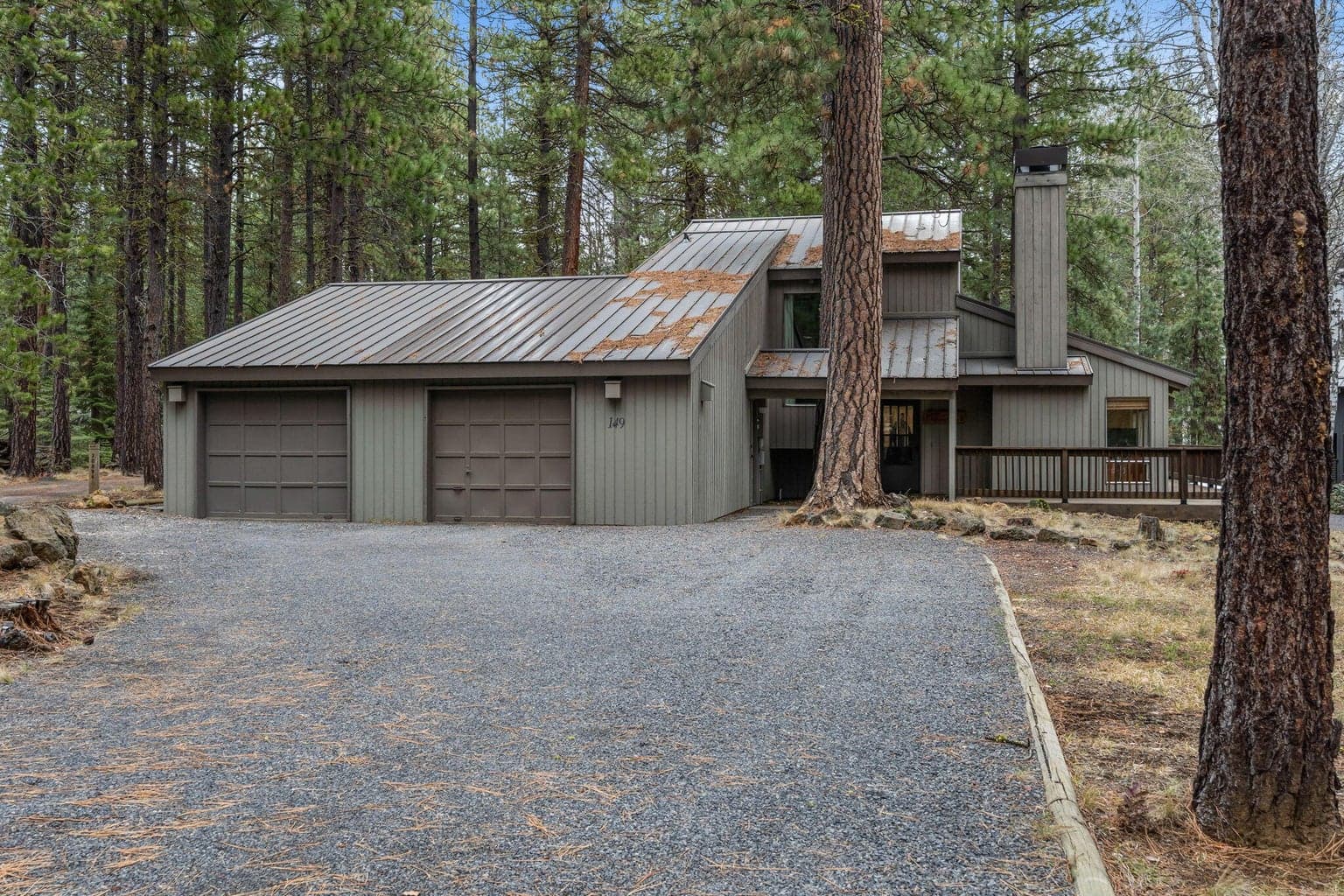 Photo of 70888 Lichen Loop 5 of 43