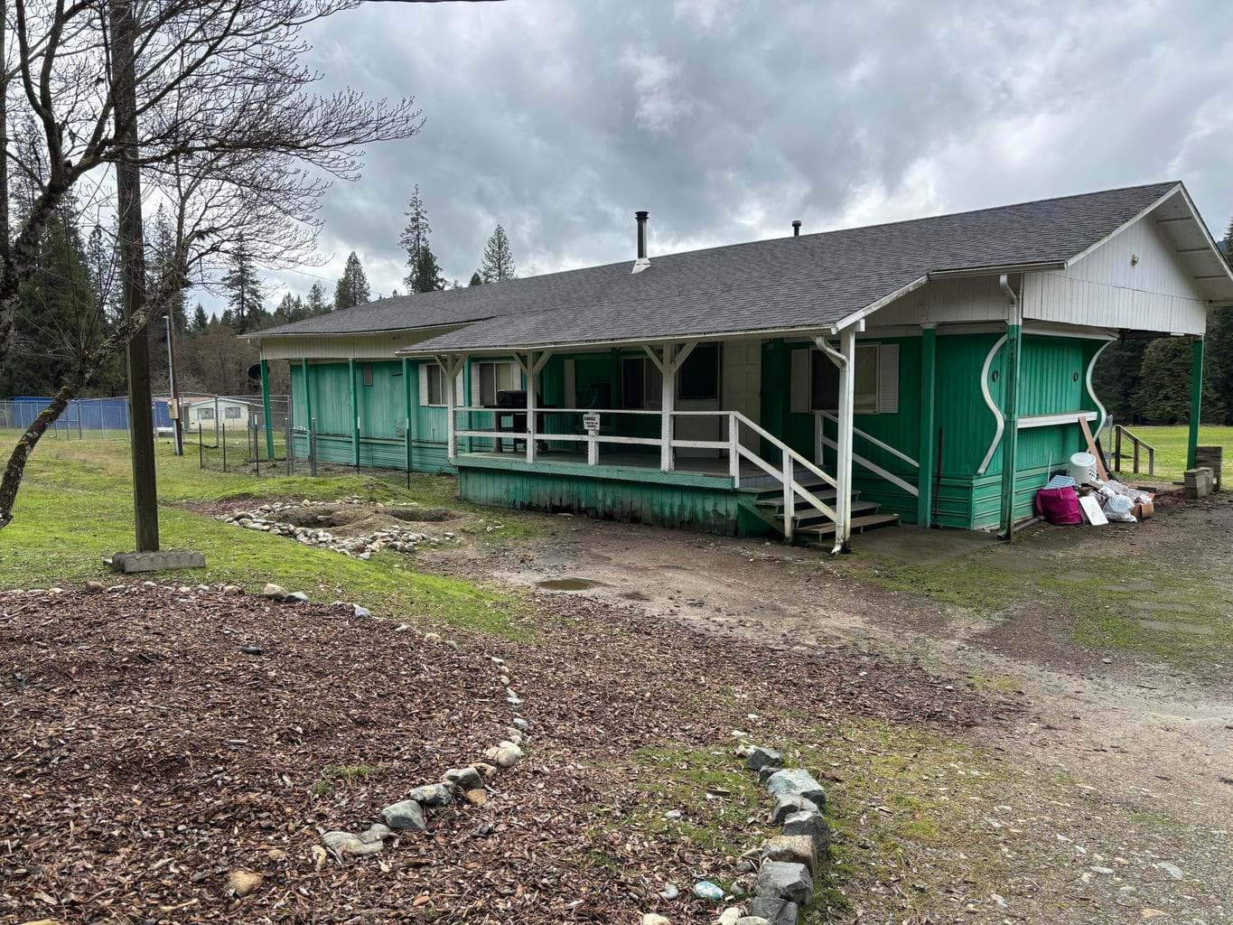 16625 Ford, Rogue River, 97537