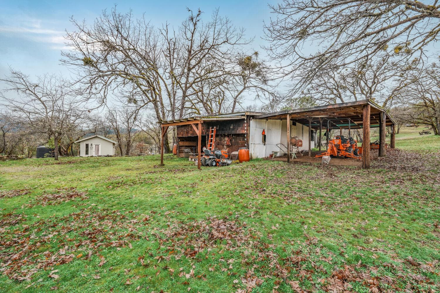 Photo of 5655 Tamarack 5 of 44