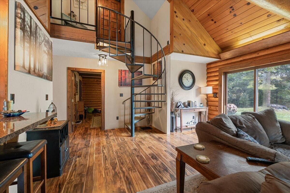 Photo of 48 Mill Creek 3 of 29