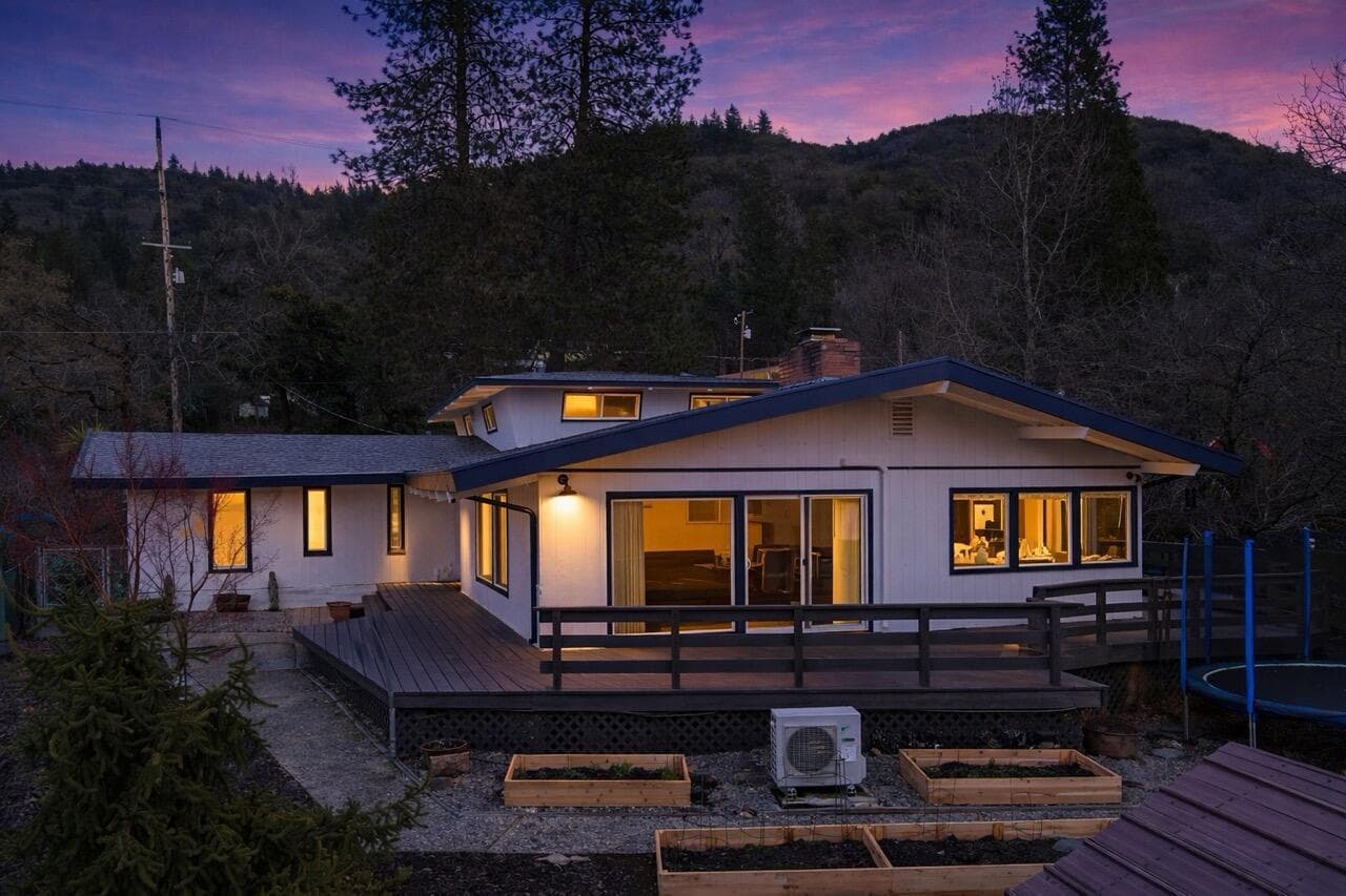 1305 Roseana