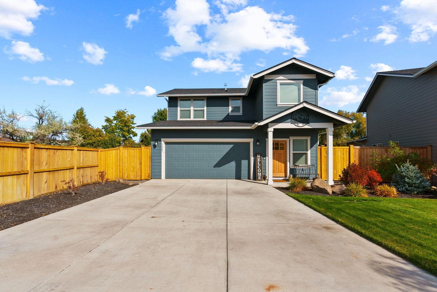 Photo of 1667 Black Butte 2 of 66