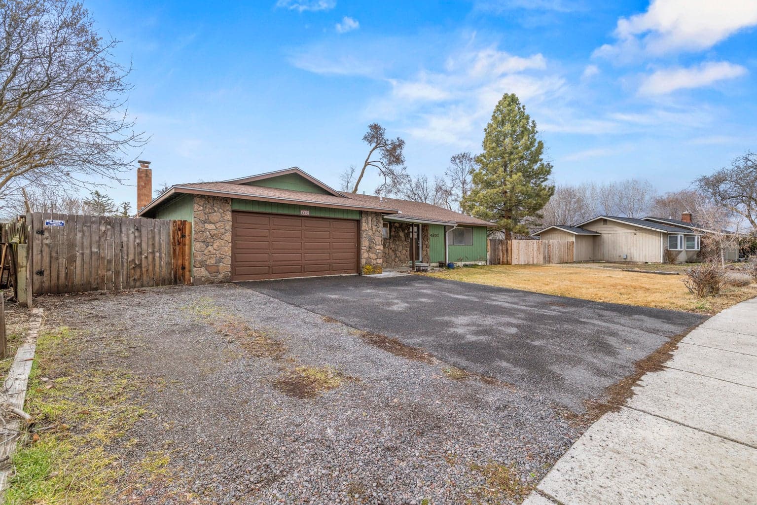 Photo of 4332 Meadows 3 of 38