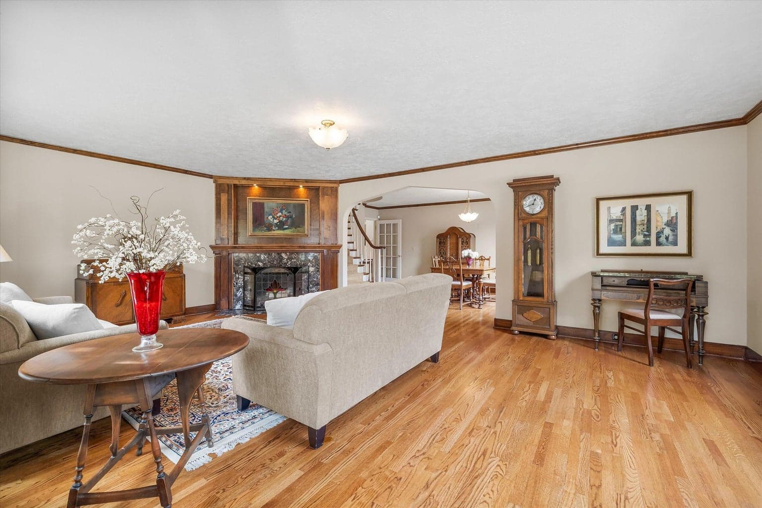 Photo of 898 Riverside 3 of 45