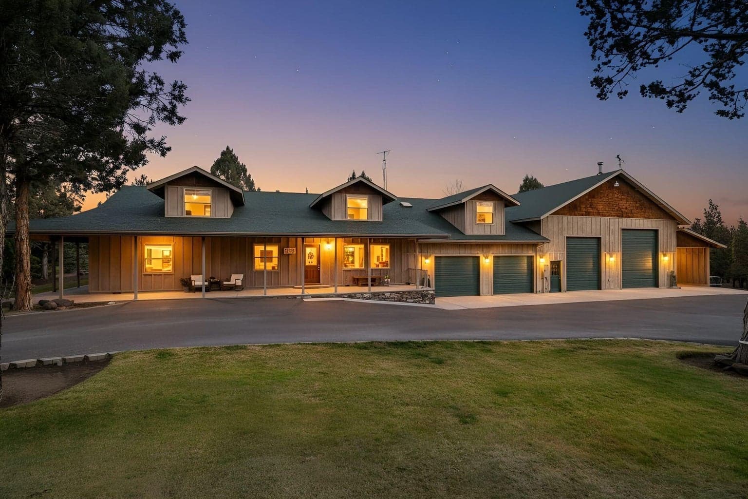 6323 Cedar Hills