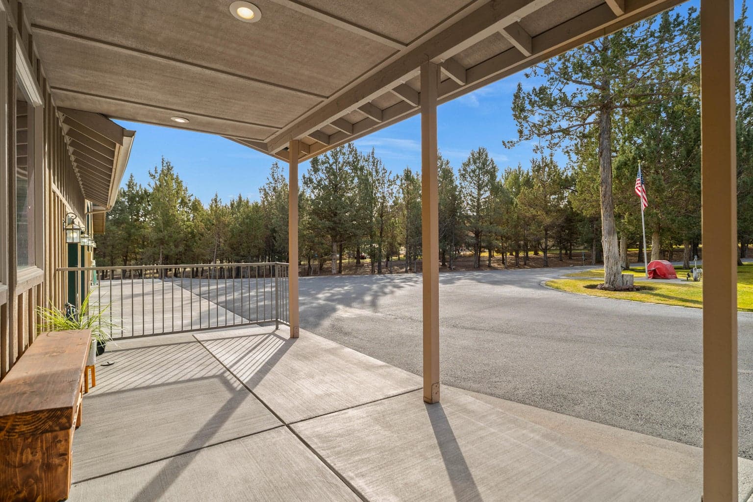 Photo of 6323 SE Cedar Hills Court 6 of 66