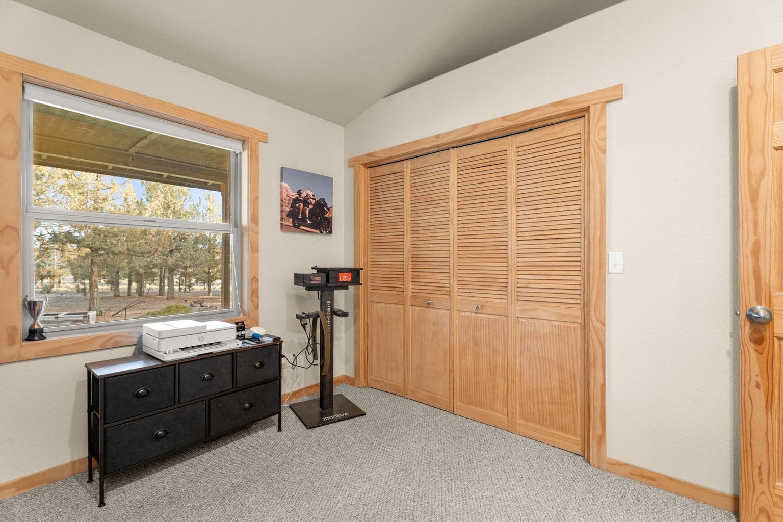 Photo of 6323 SE Cedar Hills Court 31 of 66