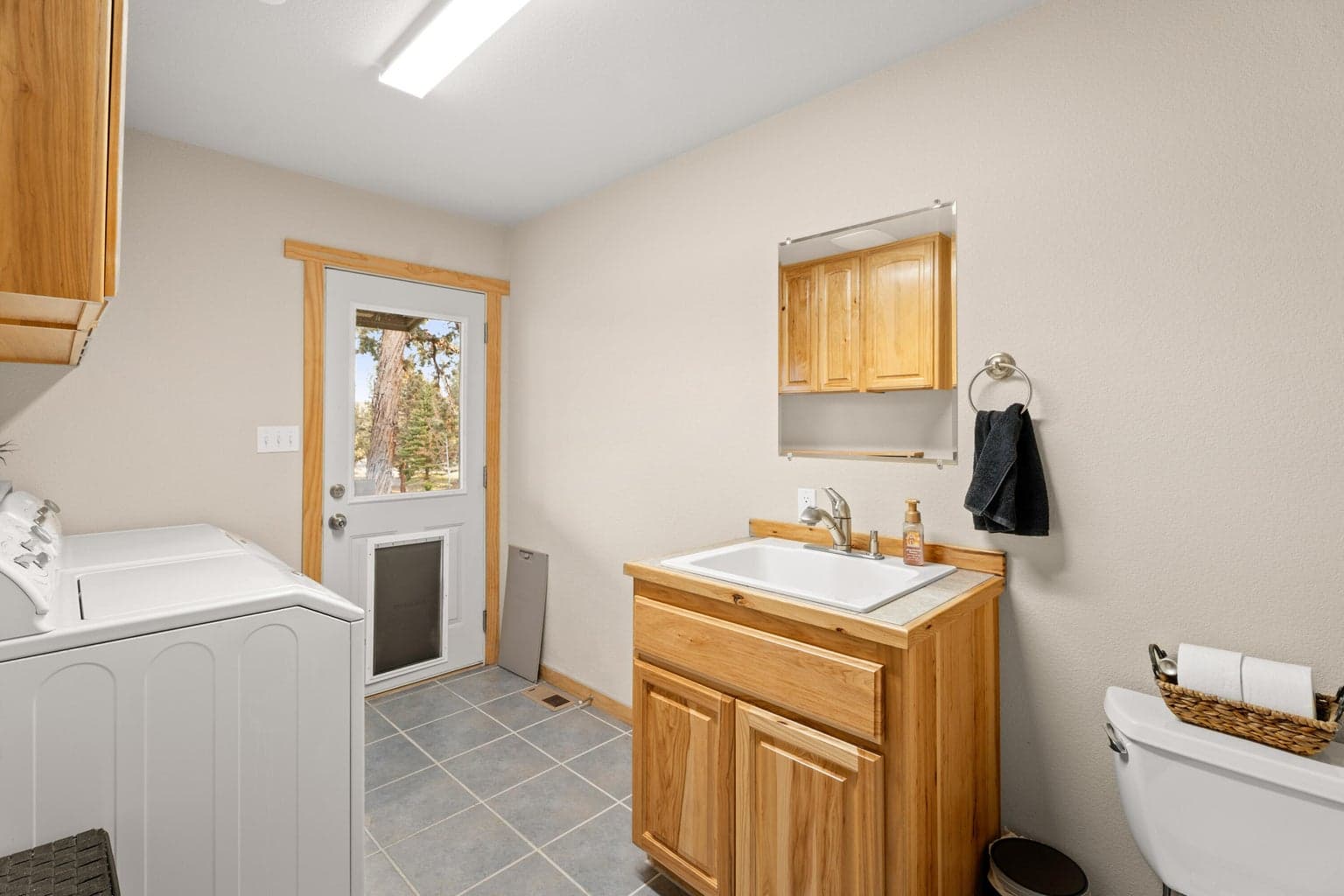 Photo of 6323 SE Cedar Hills Court 32 of 66