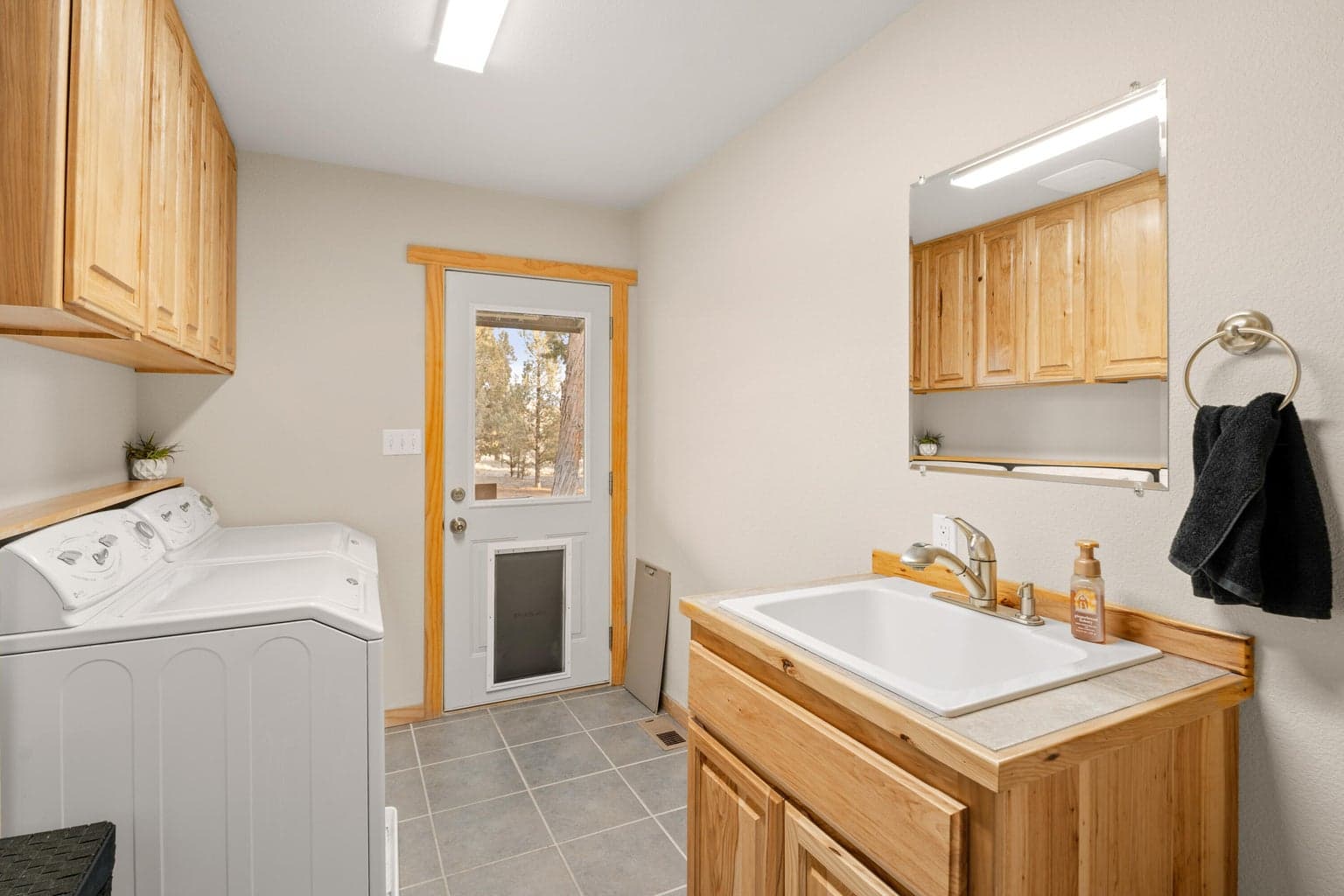 Photo of 6323 SE Cedar Hills Court 33 of 66