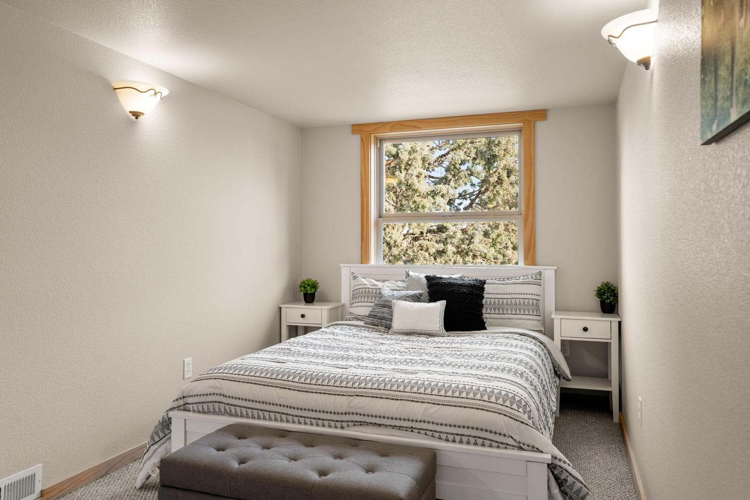 Photo of 6323 SE Cedar Hills Court 37 of 66