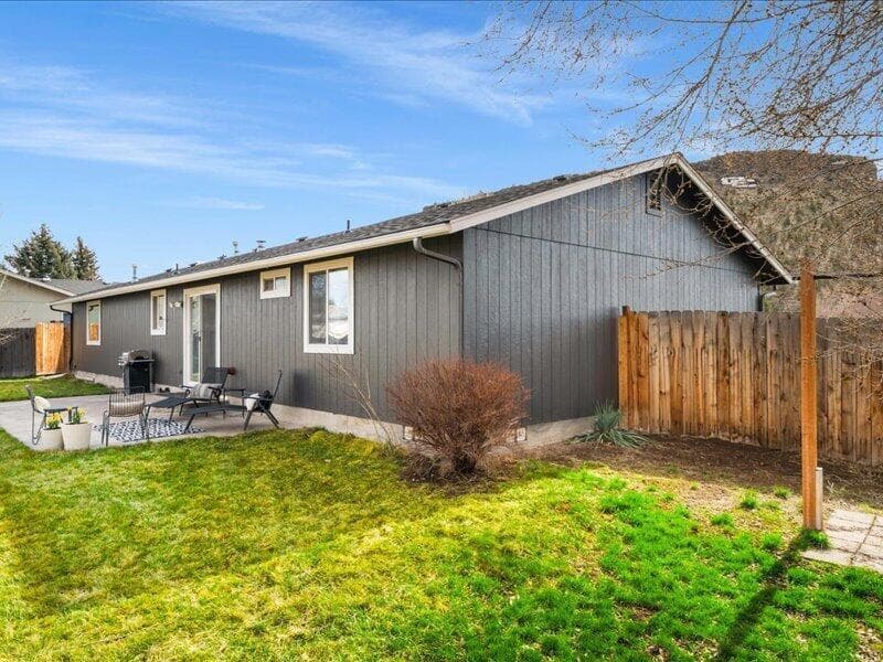 Photo of 1003 SE Algonquian Loop 31 of 46